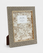 8x10 Lough Arrow Frame