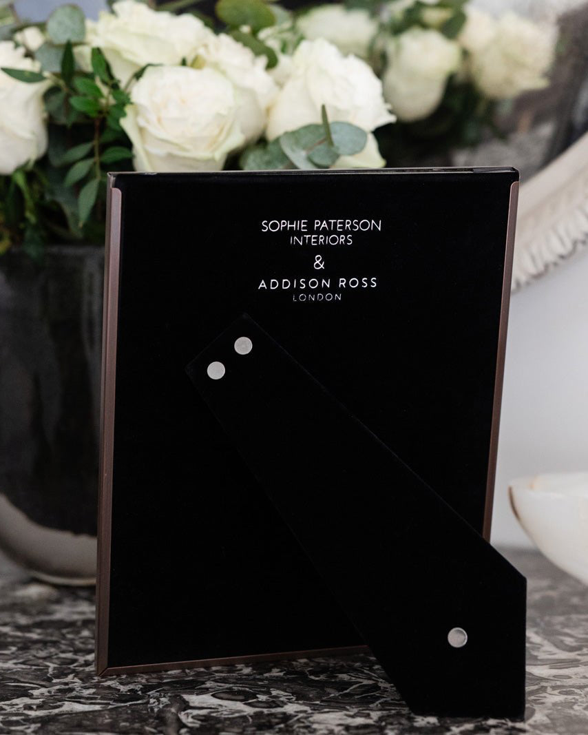 8x10 Midnight Rattan Frame