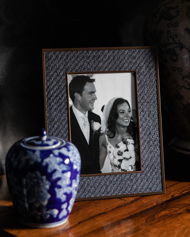 8x10 Midnight Rattan Frame